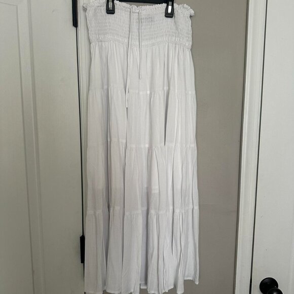 Dresses & Skirts - Women's White Skirt